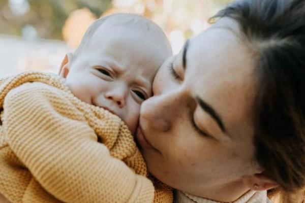 槐花有什么功效与作用及禁忌？槐花的功效与作用分享